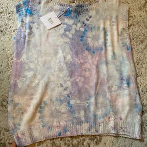 NWT Beautiful Cotton Candy Floral Sweater L